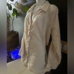 Soft Surroundings Cream Button-Down Shirt